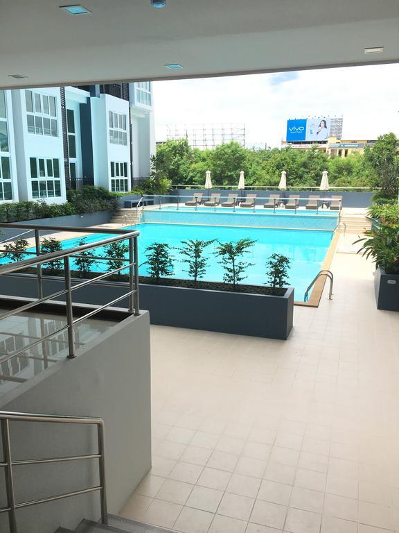 Pool View Room The Prio Csiangmaj Kültér fotó